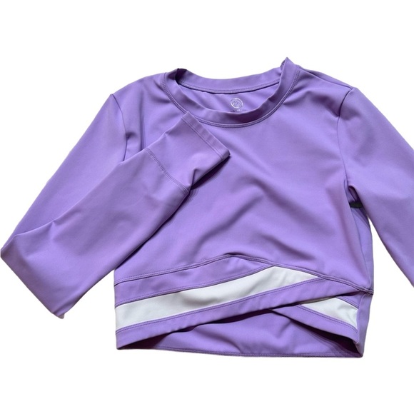 Move Theology Tops - MOVE THEOLOGY ~ Women’s Lilac Colored Yoga/Gym Top w/Asymmetrical Front size M